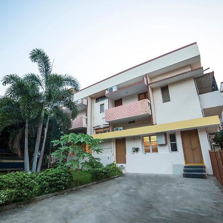 Oyo 13374 Vididhi Otel Visakhapatnam Dış mekan fotoğraf