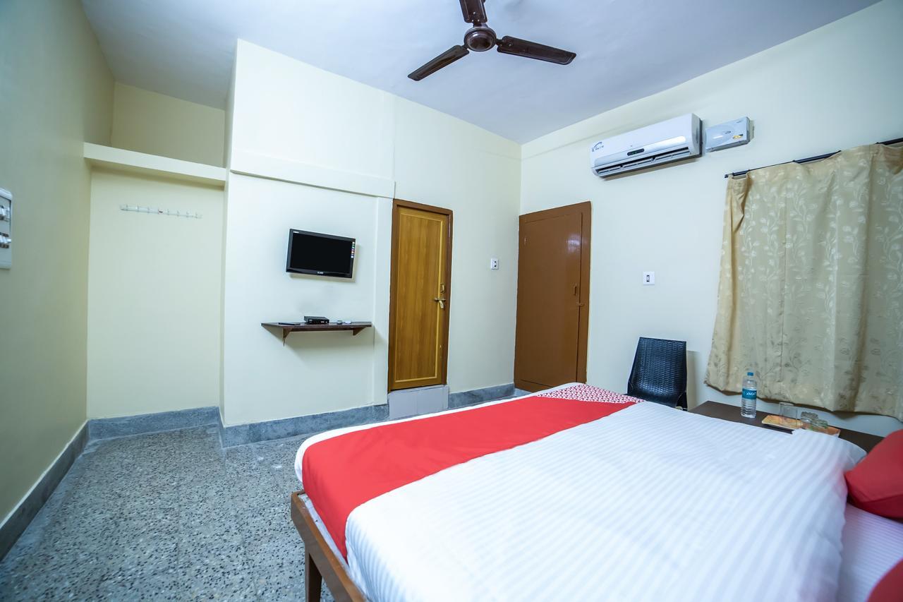 Oyo 13374 Vididhi Otel Visakhapatnam Dış mekan fotoğraf