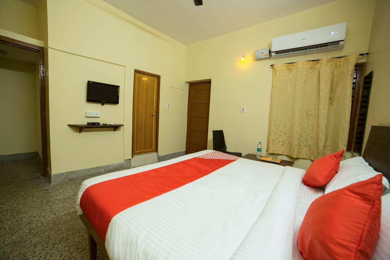 Oyo 13374 Vididhi Otel Visakhapatnam Dış mekan fotoğraf