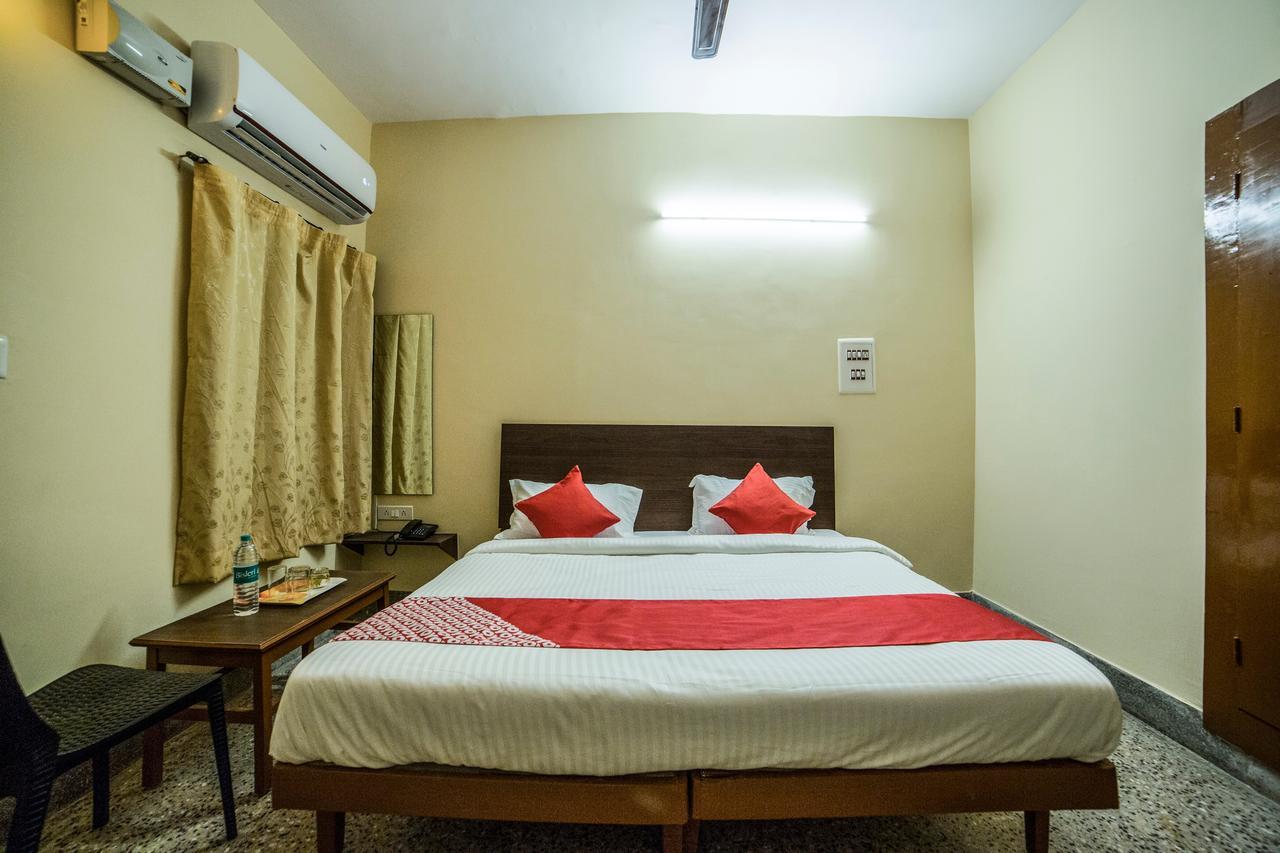 Oyo 13374 Vididhi Otel Visakhapatnam Dış mekan fotoğraf