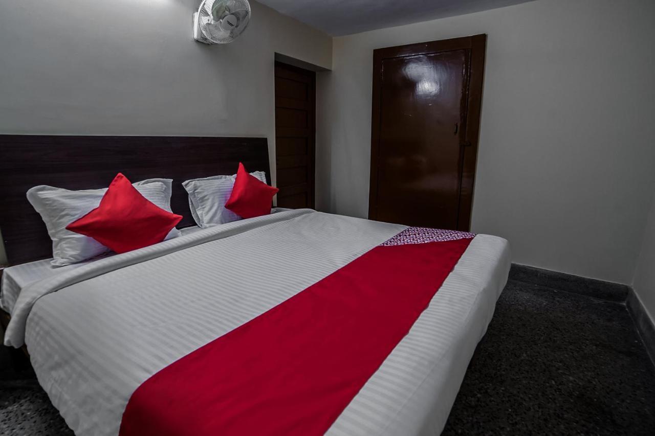 Oyo 13374 Vididhi Otel Visakhapatnam Dış mekan fotoğraf